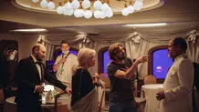 مروری بر فیلم مثلث غم اثر روبن اوستلوند