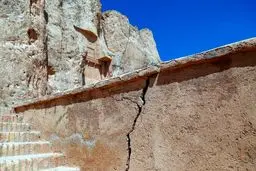 کنترل سیلاب در ایران باستان
