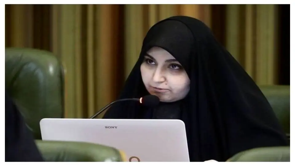 منتقدان، زیر آتش رسانه‌ای