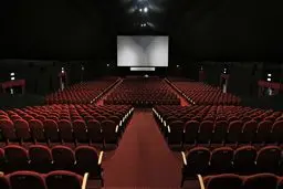 برنامه تعطیلی سینماها در ایام عزاداری تاسوعا و عاشورا 