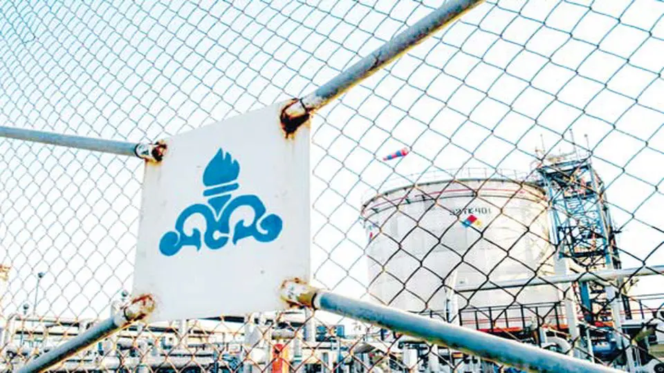 یک بام و دو هوای تجاری‌سازی شرکت ملی نفت