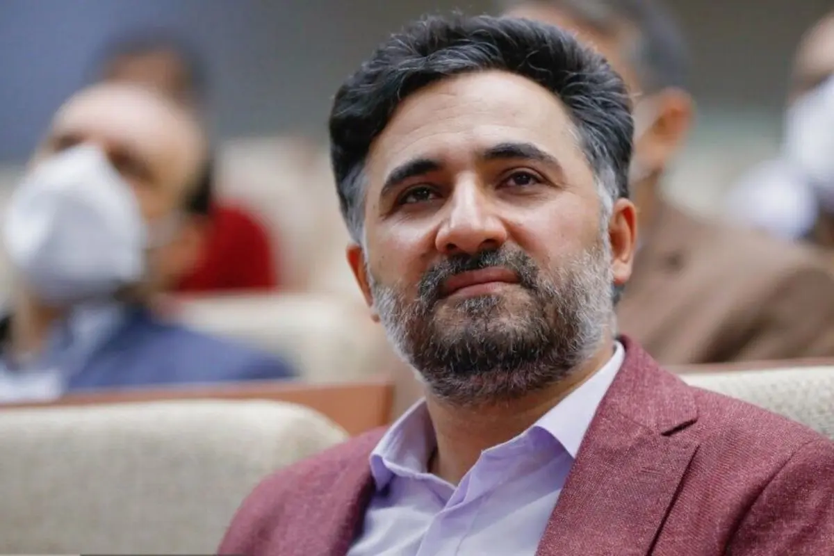 مروری بر اظهارات و عملکرد معاون علمی رئیس جمهور در دولت سیزدهم: یکی از حامیان اینترنت طبقاتی رفت
