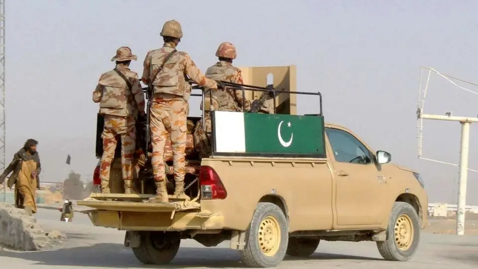 اعلان جنگ پاکستان به کابل