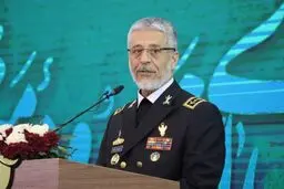 دریادار سیاری: انقلاب اسلامی با همراهی ملت ایران، آمریکا را تحقیر کرد