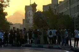 طلوع آفتاب در خیابان فاطمی