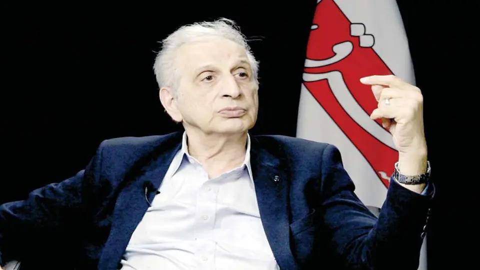 باید از امید می‌نوشتیم
