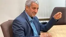 هر چه جلوتر برویم می بینیم که دولت در تحقق شعارهایش مانده است