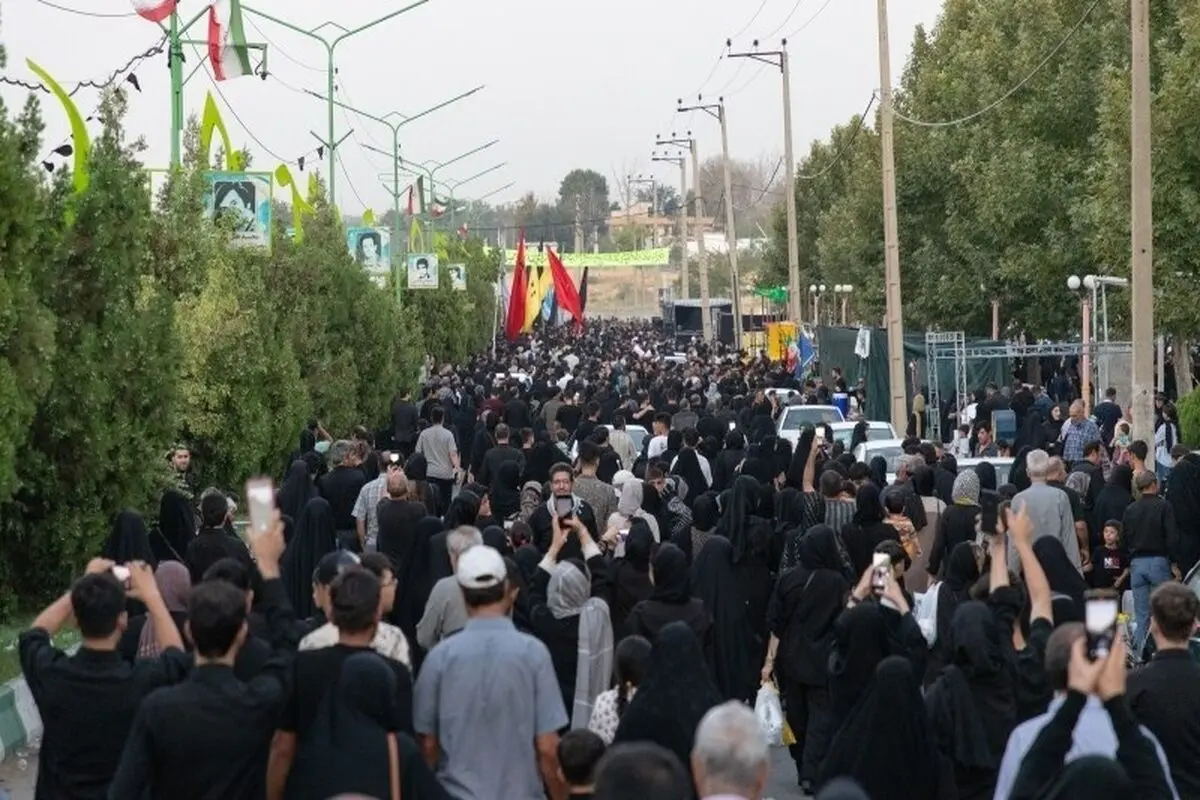 تشییع کنندگان پیکر رهبر شهید انقلاب این وسائل را همراه داشته باشند + جزییات 