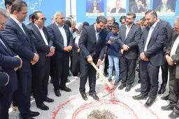 تمرکز اصلی مدیران برای تحقق شعار سال بر تولید باشد
