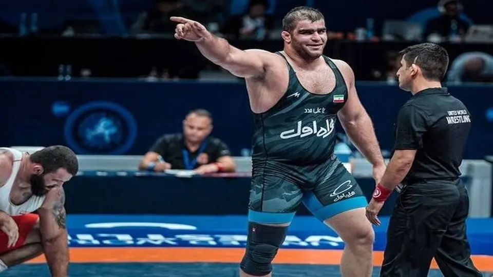 امین میرزازاده با شکست حریف راهی یک چهارم نهایی شد