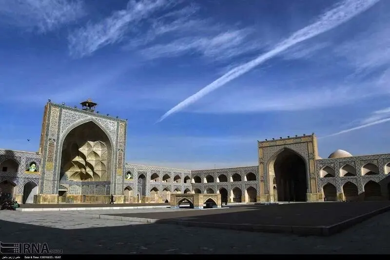عبور مترو از جوار آثار تاریخی اصفهان