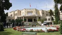 حیاط پرخبر دولت