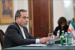 عراقچی و ویتکاف راهی محل مذاکره شدند