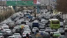 ترافیک نیمه سنگین در برخی از معابر بزرگراهی تهران

