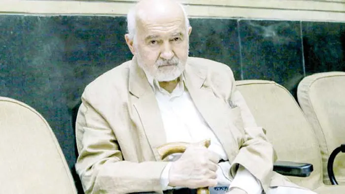 منتقدی از درون در پی شفافیت
