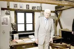 از دموکراسی شورایی تا منطق استثناگرایی