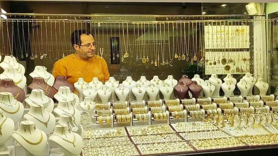 آخرین قیمت طلا و سکه/ بازار تحت تاثیر رکود ماه صفر