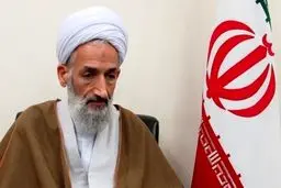 این منکر با عذرخواهی هم از بین نمی‌رود؛ باید آن زن توبه کرده و چادری شود