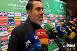 پیروانی: تنها سرپرست دنیا هستم که کل استادیوم علیه‌اش فحش می‌دهند