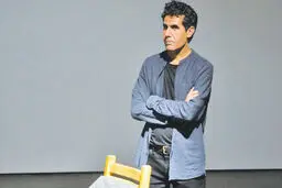 زندگی بر مدار بخت