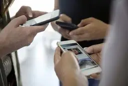 ادعای وزارت ارتباطات: سرعت اینترنت همراه از ابتدای دولت رئیسی، ۱۰۰ درصد افزایش یافته

