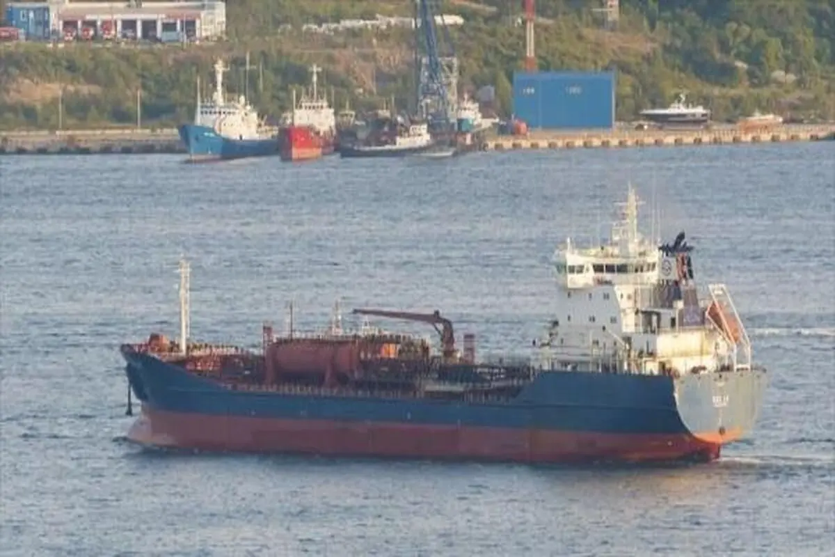 یک نفت‌کش روسی حامل نفت خام ایران توقیف شد