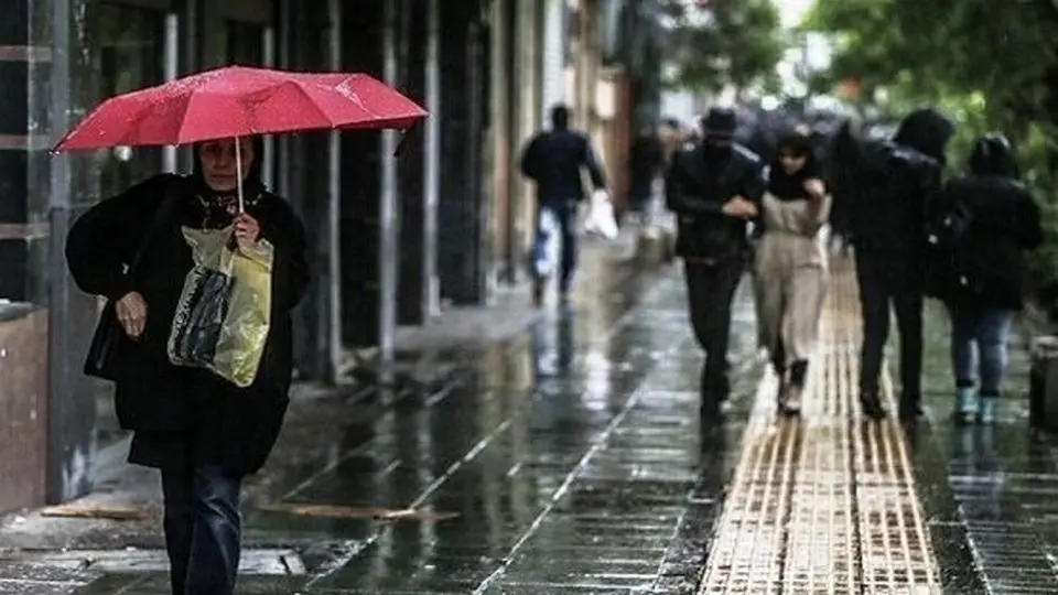 پیش‌بینی هواشناسی از وضعیت هوای تهران از امروز ۱۳ تا ۱۵ مهرماه/ رگبار و رعد و برق در پایتخت