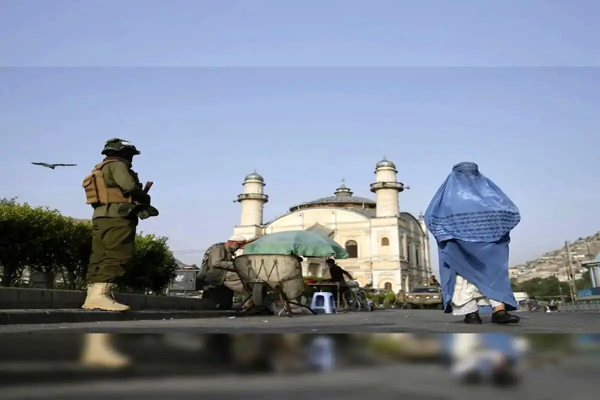 واکنش رهبر طالبان به منع سفر به آمریکا برای اتباع افغانستان
