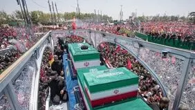 محدودیت های تشرف به حرم امام هشتم همزمان با مراسم تشییع و تدفین رهبر شهید اعلام شد 