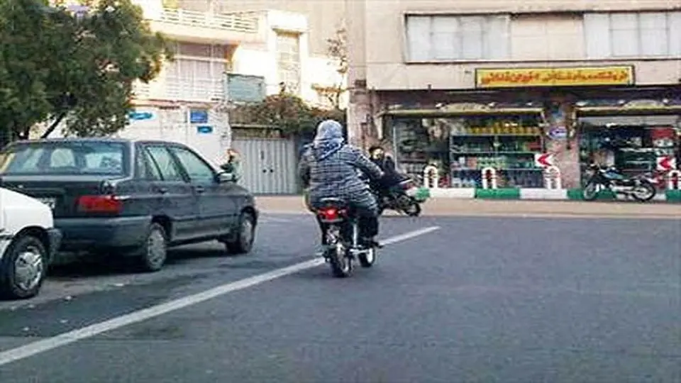 موتورسواری زنان در ابهام