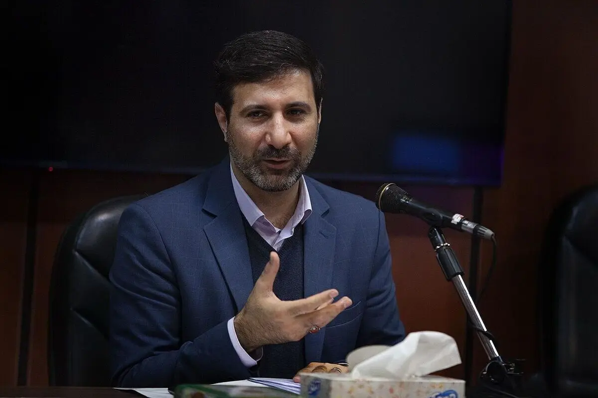 برای گمانه‌زنی زود است