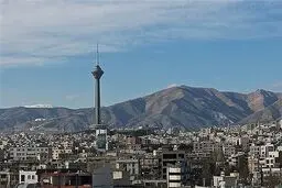 وضعیت آب و هوای تهران امروز شنبه ۲۴ آبان؛ امروز باران می‌بارد؟