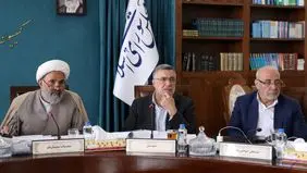 پژمانفر از توزیع داروهای سنتی در پلتفرم گفت 