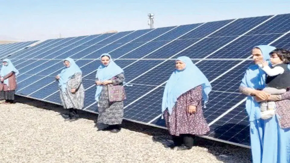 نخستین نیروگاه خورشیدی حمایتی در کاشان