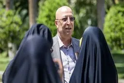 واکنش وزیر علوم به ادعای اخراج اساتید از دانشگاه‌ها