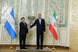 Iran, Nicaragua FMs sign comprehensive cooperation document