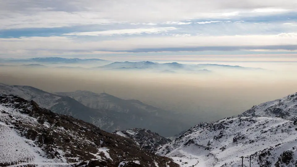 افزایش غلظت آلاینده‌ها و بارش برف در ارتفاعات تهران