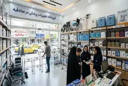 گرانی  محصولات پتروشیمی باعث کمبود کالاهای پزشکی شد؟