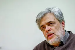 مدتی با منطق حرف بزنیم، اگر تاثیر نداشت دوباره چکش و حتی پتک دست بگیریم!