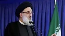 امام جمعه کرج: اسلام رحمانی را بر سر زبان بچه حزب‌اللهی‌ها می‌اندازند، این همان خط نفوذ است