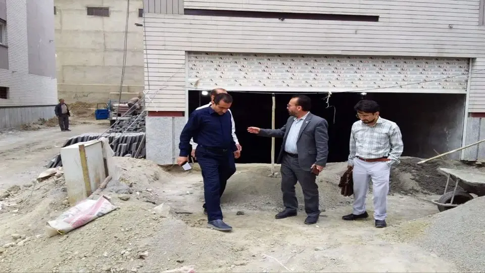 بازدیدمدیر مخابرات منطقه همدان از مجتمع ایثار برای بررسی ایجاد امکانات مخابراتی
