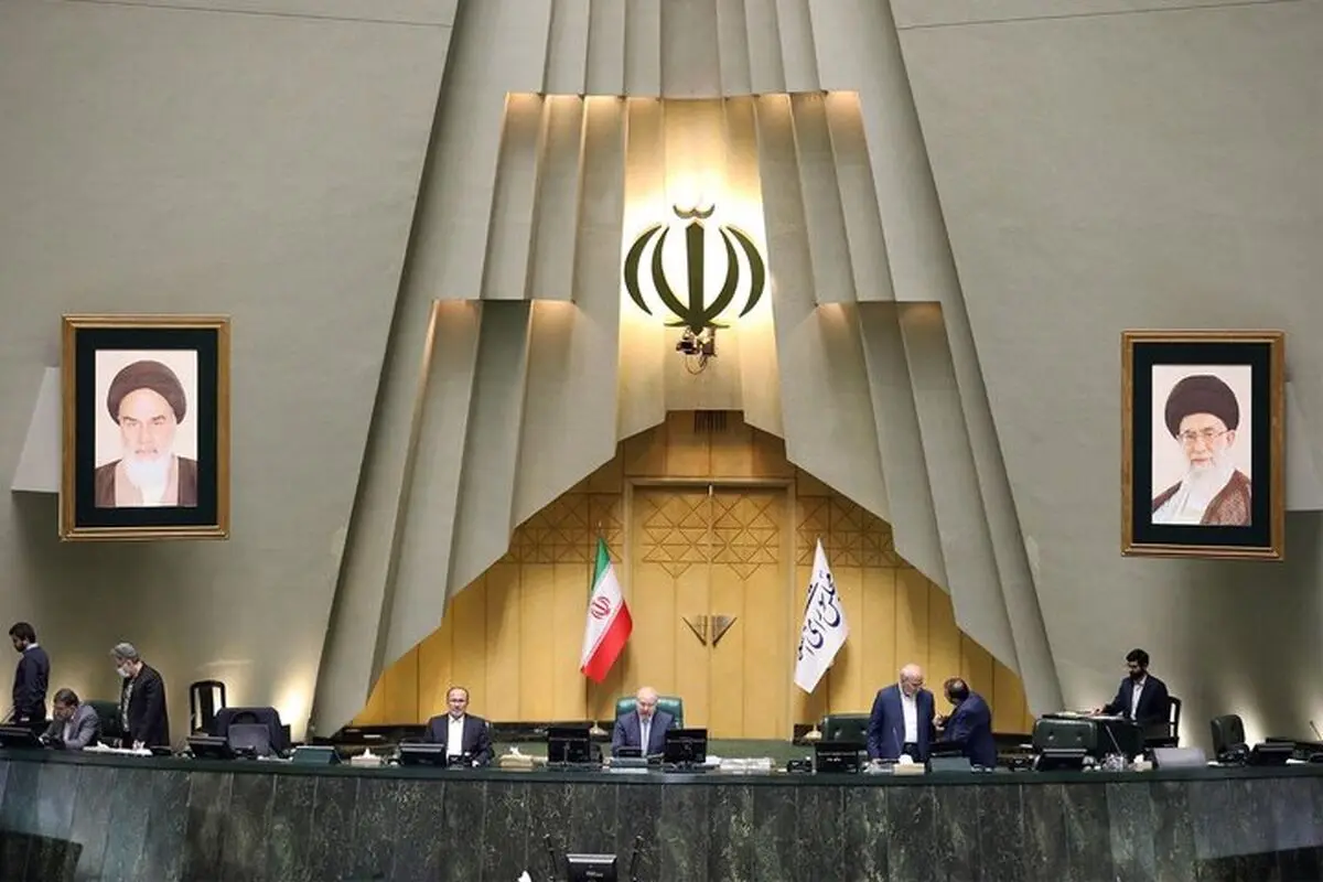 موافقت مجلس با دوفوریت لایحه تسهیل در واردات خودرو