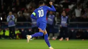 واکنش جالب ام‌باپه بعد از رسیدن به ۴۰۰ گل در فوتبال

