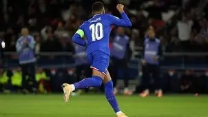 واکنش جالب ام‌باپه بعد از رسیدن به ۴۰۰ گل در فوتبال

