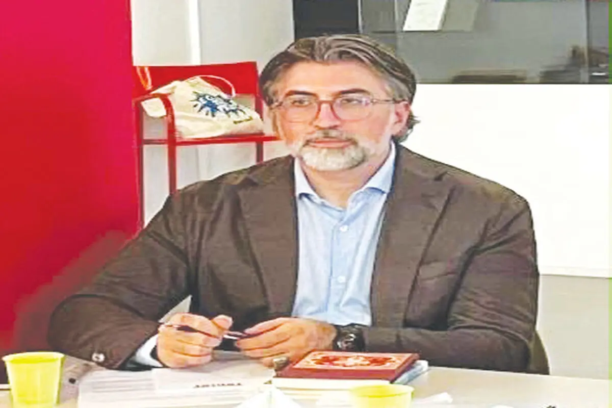 بازگشت به بیروت، شهر کتاب