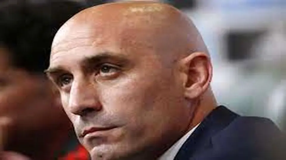  از روبیالس در مادرید با تخم‌مرغ پذیرایی شد!+ ویدئو