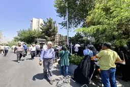 تجمع اعتراضی مالکان زمین های شهرک زیتون/ بلاتکلیفی ۴۰ ساله مالکان زمین های سرخه حصار


