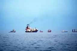 صدای ۲ انفجار در نزدیکی تنگه هرمز شنیده شد