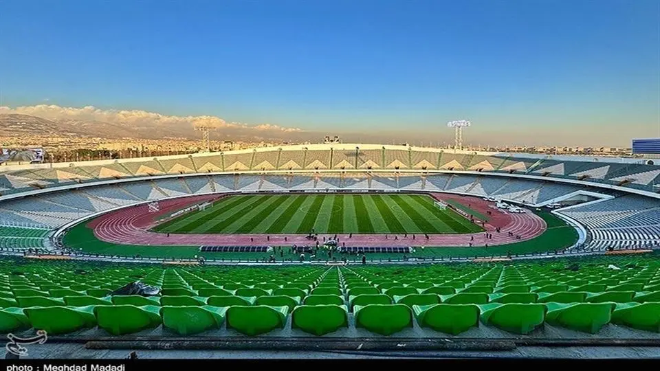 با دستور وزیر ورزش استقلال و پرسپولیس در آزادی بازی می‌کنند