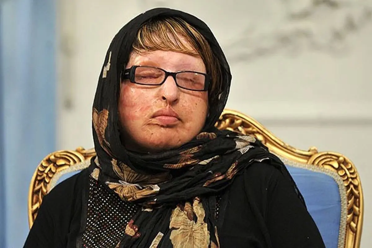 آمنه بهرامی: هنوز دیه چشمانم را نگرفته‌ام